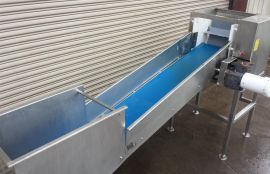 Ленточный конвейер с бункером для приемки гранул и их дальнейшей загрузки в контейнеры - фото 4